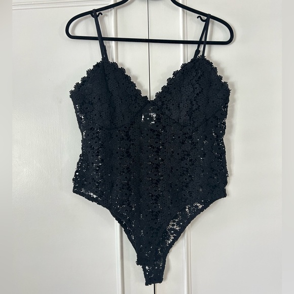 Flower detailed black see through bodysuit. Size large. - Picture 1 of 5